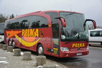 Zur  Grünen Woche 2016  ist L-PR 7000 zu Besuch in Berlin. Aufgenommen wurde ein Mercedes Benz Travego (Pelka Reisen) / 16.01.2016 / Berlin, Olympischer Platz.
