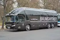 Zur  Grünen Woche 2016  ist CHA-P 890 zu Besuch in Berlin. Aufgenommen wurde ein Neoplan Starliner (Baumgartner) / 16.01.2016 / Berlin, Olympischer Platz.
