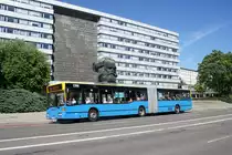 Stadtbus Chemnitz / CVAG Chemnitz: Mercedes-Benz O 405 GN der Chemnitzer Verkehrs-AG (CVAG) - Wagen 227, aufgenommen im Juni 2016 in der Innenstadt von Chemnitz.