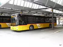 Postauto - MAN Lion`s City BE 90522 unterwegs auf der Linie 100 bei den Postautohaltestellen auf dem Dach des Bahnhofs Bern am 21.06.2016