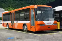 AOT: Die Autokurse Oberthurgau AG wünschen ihrem ausrangierten NEOPLAN Nummer 12 ALLES GUTE für die Zukunft. Am 26. Juni 2016 wartete er noch in Biel bei einem Händler auf einen Käufer.
Foto: Walter Ruetsch