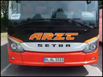 Gesicht vom Setra 515 HD von Arzt aus Deutschland in Stralsund am 10.06.2014