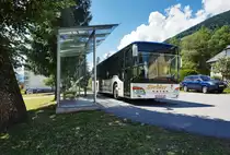 Setra S 415 NF von Siebler Reisen, unterwegs auf der Kfl. 5021 als Kurs 11 (Oberdrauburg Bahnhof - Gerlamoos), am 1.7.2016 beim ca. 20-minütigen Aufenthalt an der Haltestelle Greifenburg Gemeindeamt.
