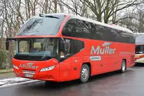 Am 16.01.2016 steht HN-AR 1800 in der Jesse-Owens-Allee. Aufgenommen wurde ein Neoplan Cityliner (Müller - Reisen).
