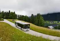 Mercedes – Kutsenits Hydra der OGV, unterwegs am Weißensee als Naturparkbus (Kreuzwirt - Neusach Umkehrschleife - Naggl - Kreuzwirt).
Aufgenommen am 3.7.2016 zwischen den Haltestellen Naggl Obernaggl und Naggl Schiffsanlegestelle.