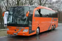 Am 16.01.2016 steht RD-UR 78 in der Jesse-Owens-Allee. Aufgenommen wurde ein Mercedes Benz Travego (Ubben).
