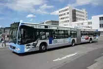 Stadtbus Ulm / Stadtbus Neu-Ulm / DING - Donau-Iller-Nahverkehrsverbund GmbH: Mercedes-Benz Citaro G von Schwaben Mobil Nahverkehr Service GmbH - Wagen 121, aufgenommen im Juni 2016 am Hauptbahnhof in Ulm.