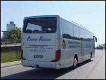 Setra 415 GT-HD von Richter Reisen aus Deutschland im Stadthafen Sassnitz am 10.06.2014