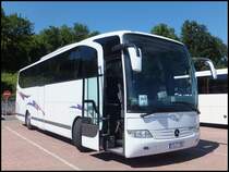 Mercedes Travego von ??? aus Deutschland im Stadthafen Sassnitz am 14.06.2014