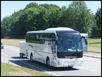 MAN Lion's Coach von Kiviks Buss aus Schweden mit H�nger in Sassnitz am 14.06.2014