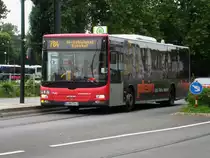 MAN Niederflurbus 3. Generation (Lion's City) auf der Linie 784 nach S-Bahnhof Wuppertal Vohwinkel an der Haltestelle Düsseldorf Betriebshof Bennrath.(16.7.2016)
