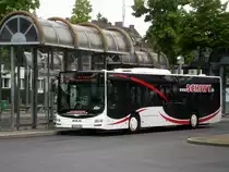 MAN Niederflurbus 3. Generation (Lion's City) auf der Linie 732 nach Düsseldorf Hafen Lausward am U-Bahnhof Düsseldorf Eller Vennhauser Allee.(16.7.2016)
