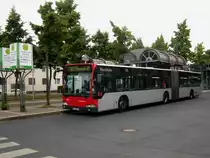 Mercedes-Benz O 530 I (Citaro) auf der Linie 730 nach S-Bahnhof Düsseldorf Bennrath am U-Bahnhof Düsseldorf Eller Vennhauser Allee.(16.7.2016)
