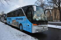 Am 20.01.2016 steht SN-SG 260 in der Jesse-Owens-Allee in Berlin. Aufgenommen wurde ein Setra S 415 HD (S&H Verwaltungs GmbH).
