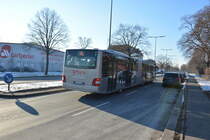 Am 22.01.2016 fährt M-AN 4056 auf der Linie TXL zum Flughafen Tegel. Aufgenommen wurde ein MAN Lion's City GL / Saatwinkler Damm.
