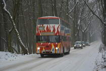 Am 23.01.2016 fährt B-Z 2329H durch den Grunewald. Aufgenommen wurde ein Büssing DE 71.
