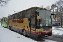 Am 23.01.2016 steht CB-RC 110 (VanHool T 916 Astron / Busbetrieb Goldhahn) an der Jesse-Owens-Allee in Berlin.
