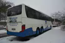 Am 23.01.2016 steht VG-VR 806 (Setra S 416 GT-HD / Usedomer Bäderbahn GmbH) an der Jesse-Owens-Allee in Berlin.
