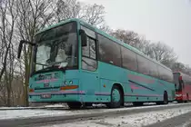 Am 23.01.2016 steht BZ-AU 536 (VanHool T815CL / Neumann-Reisen) an der Jesse-Owens-Allee in Berlin.
