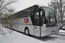 Am 23.01.2016 steht LWL-N 123 (Neoplan N 316/3 SHDL / GO-TRANS) an der Jesse-Owens-Allee in Berlin.
