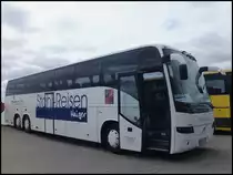 Volvo 9700 von Schermuly aus Deutschland im Stadthafen Sassnitz am 21.06.2014