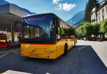 Ein Volvo 8700 von PostAuto, unterwegs auf der Linie 62.191 als Kurs 865 (Airolo, Stazione - Bellinzona, Stazione).
Aufgenommen am 20.7.2016, bei der Haltestelle Faido, Stazione.