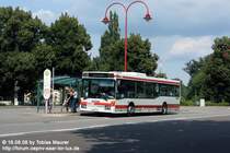 16.08.08: Schner Anblick, ein O 405 N der RSW in freier Wildbahn. Der SB-RV 356 stammt aus dem Jahr 1995 und versieht noch fleiig seinen Dienst. Den Wagen konnte ich an der Haltestelle Lindenallee ablichten.