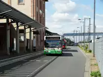 Stadtwerke Aschaffenburg Mercedes Benz O405N Wagen 141 am 01.08.16 am Hauptbahnhof