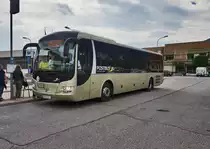Ein MAN Lion´s Regio von POSTBUS, unterwegs auf der Kfl. 5132 (Spittal-Millstättersee Bf/Bbf, Bussteig 2 - Oberdorf Postgarage).
Aufgenommen am 5.8.2016, bei der Haltestelle Spittal-Millstättersee Bf/Bbf.