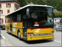 Postauto SETRA fotografiert am 01.08.08 in Gletsch. (Hans)