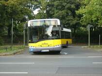 Gelenkbus wendet nach der Endstelle Osloer Strasse, August 2008