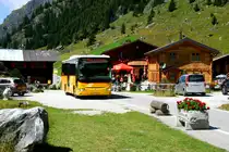 Ein Irisbus Crossway auf der Linie 12.253 Le Châble - Mauvoisin an der Station Bonatchiesse; 21.08.2016