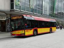 HSB Solaris Urbino 12 Wagen 18 am 22.08.16 in Hanau Marktplatz
