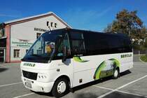 Mercedes-Benz 818D Kleinbus Unternehmen Seibold aus Passau. Regen 24.09.2016