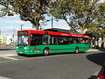 Stadtwerke Aschaffenburg Mercedes Benz O405N Wagen 138 am 22.09.16 am Hbf