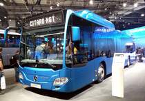 IAA 2016 in Hannover. Zu sehen hier der Mercedes Benz Citaro NGT. Aufnahme vom 25.09.2016