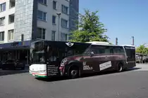 Stadtbus Aschaffenburg / Verkehrsgemeinschaft am Bayerischen Untermain (VAB): Solaris Urbino 12 der Stadtwerke Aschaffenburg Verkehrs-GmbH (STWAB), aufgenommen im September 2016 in der Nähe vom Hauptbahnhof in Aschaffenburg.