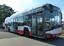 Ein Hamburger in Berlin. Solaris Urbino 12 electric,  HH-YB 1692 '1692' der Hamburger Hochbahn hier zu sehen auf der InnoTrans 2016, im September 2016.