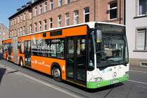 Stadtbus Aschaffenburg / Verkehrsgemeinschaft am Bayerischen Untermain (VAB): Mercedes-Benz Citaro G der Stadtwerke Aschaffenburg Verkehrs-GmbH (STWAB), aufgenommen im September 2016 in der Nähe vom Hauptbahnhof in Aschaffenburg.