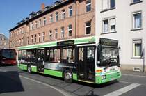 Stadtbus Aschaffenburg / Verkehrsgemeinschaft am Bayerischen Untermain (VAB): Mercedes-Benz O 405 N der Stadtwerke Aschaffenburg Verkehrs-GmbH (STWAB), aufgenommen im September 2016 in der Nähe vom Hauptbahnhof in Aschaffenburg.