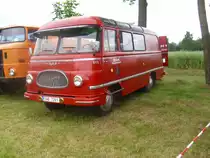 Robur Bus am 11.06.2016 in Strahwalde zum Oldtimertreffen
