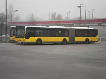 Mercedes-Benz O 530 I (Citaro) auf der Linie 195 nach Berlin-Mahlsdorf Myslowitzer Straße am S-Bahnhof Berlin Marzahn.(12.11.2016) 
