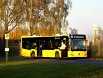 Mercedes-Benz O 530 III (Citaro 2. Generation) auf der Linie 195 nach Berlin Ostbahnhof am S+U Bahnhof Berlin Tempelhof.(12.11.2016)
