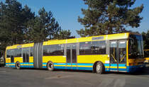Ein von den wenig produzierten Ikarus EAG E94G Busse. Aufnahme: Nagykanizsa, am 21.11.2016