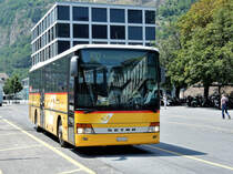 PostAuto Wallis VS 241'977 Setra. Linie 632 nach Rosswald Talstation bei den Bushaltestelle vor dem Bahnhof Brig - 02.07.2015