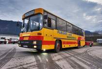Ein Gräf & Stift von Autoreisen Edelweiß, steht am 25.11.2016 bei der Lagerhaus-Tankstelle in Greifenburg.