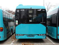 Das Heck eines neuen VGF/ICB Solaris Urbino 12 am 26.11.16 im ICB Betriebshof Frankfurt Rebstock. Ich habe natürlich gefragt ob ich auf den Gelände Fotos machen darf und ich durfte