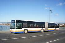 Stadtbus Mainz / Stadtbus Wiesbaden: MAN Lion's City G der ESWE Wiesbaden, aufgenommen im November 2016 auf der Theodor-Heuss-Brücke zwischen der hessischen Landeshauptstadt Wiesbaden und der rheinland-pfälzischen Landeshauptstadt Mainz.