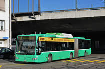 Mercedes Citaro 715, auf der Linie 38, fährt zur Haltestelle Tinguely Museum. Die Aufnahme stammt vom 01.12.2016.