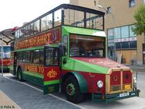  Historischer  Doppeldecker von Kaiser-Tour aus Deutschland in Potsdam am 24.08.2015